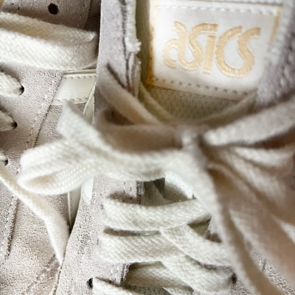 ASICS‎ Cream Men’s Leather Shoes Sz 9.5